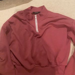 a Burgundy forever 21 cropped fitted sweatshirt
